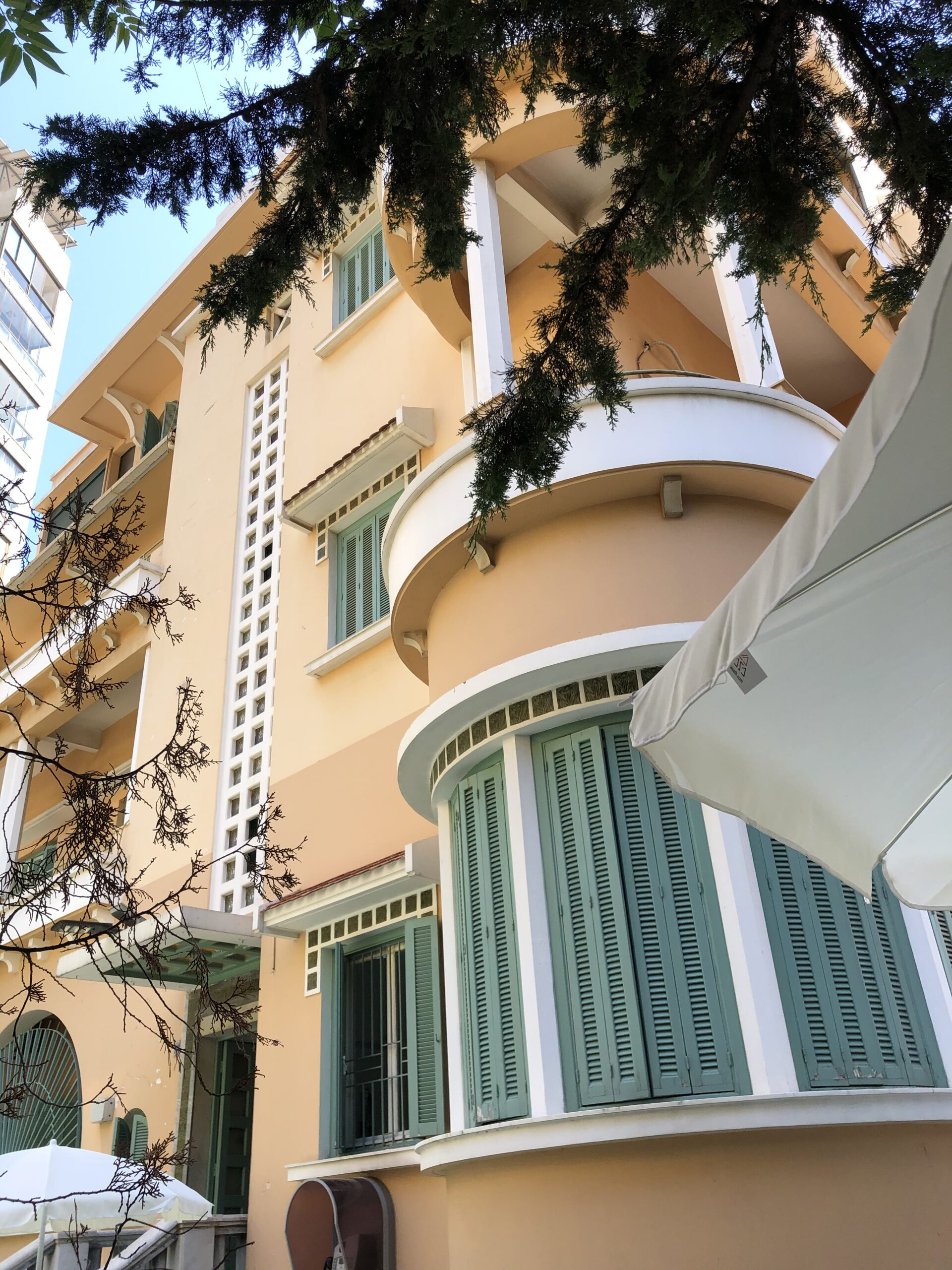 global-university-beirut-campus-scaled